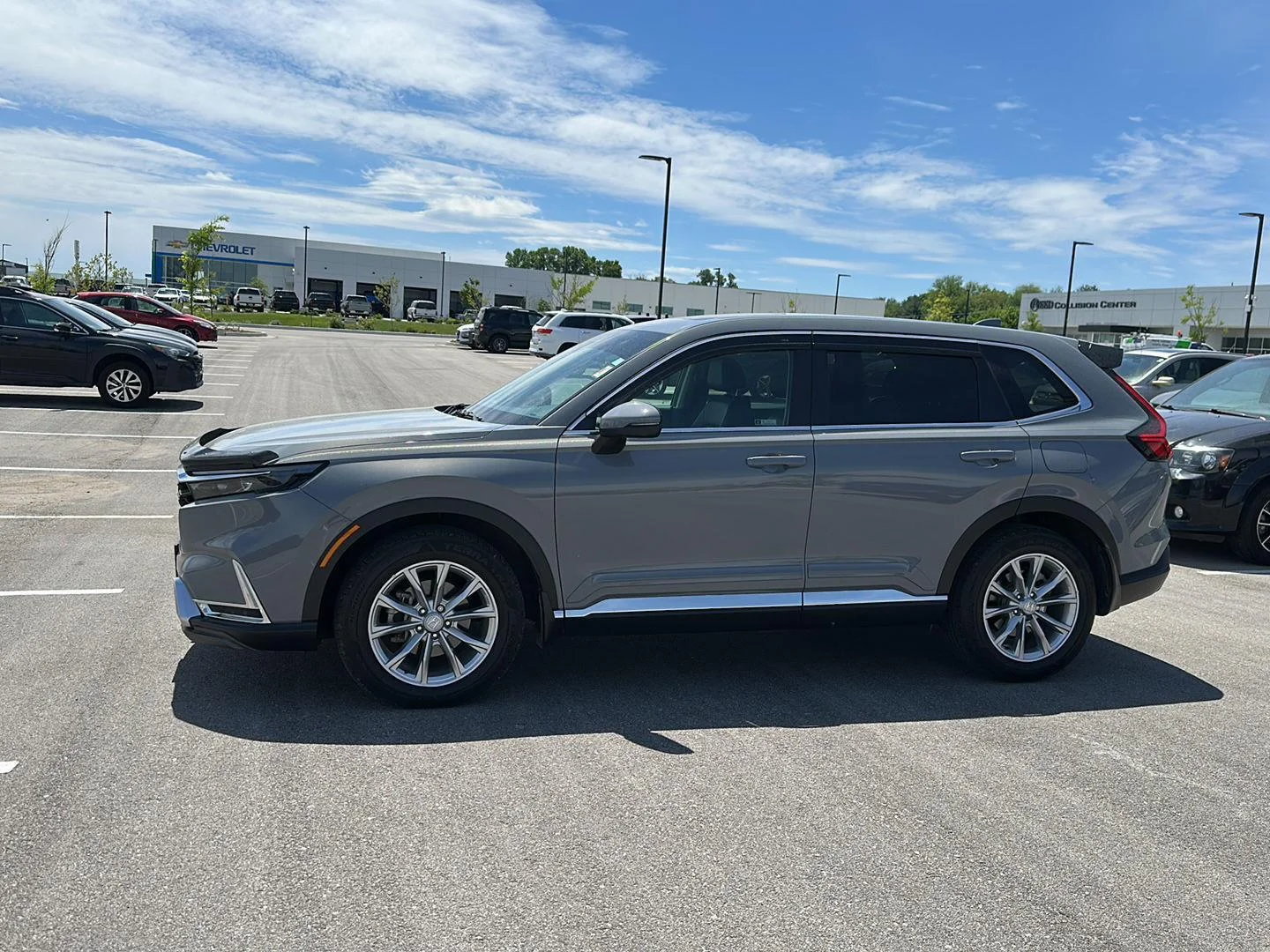 Used 2023 Honda CR-V EX-L with VIN 2HKRS4H76PH411474 for sale in Kansas City