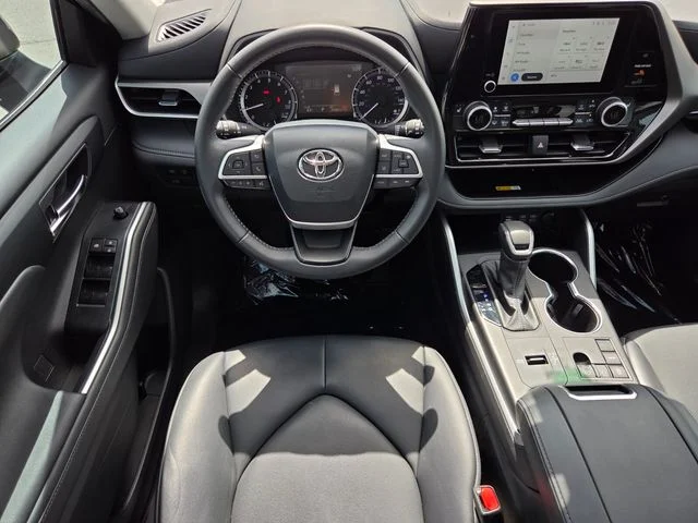 Used 2024 Black Toyota XLE image 13