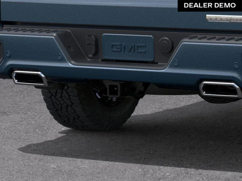 Used 2026  GMC Elevation image 14