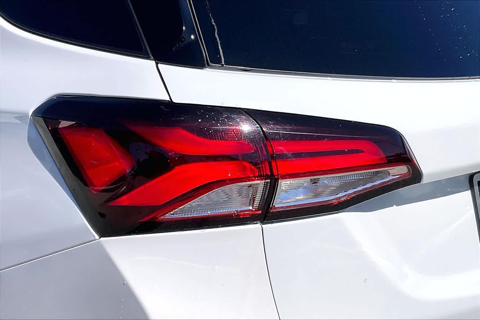 Used 2023 Summit White Chevrolet RS image 25
