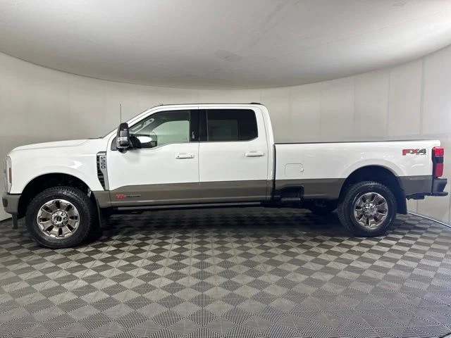 New 2026 Star White Metallic Tri-Coat Ford F-350® King Ranch® image 7