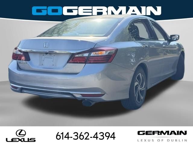 Used 2016  Honda LX image 7