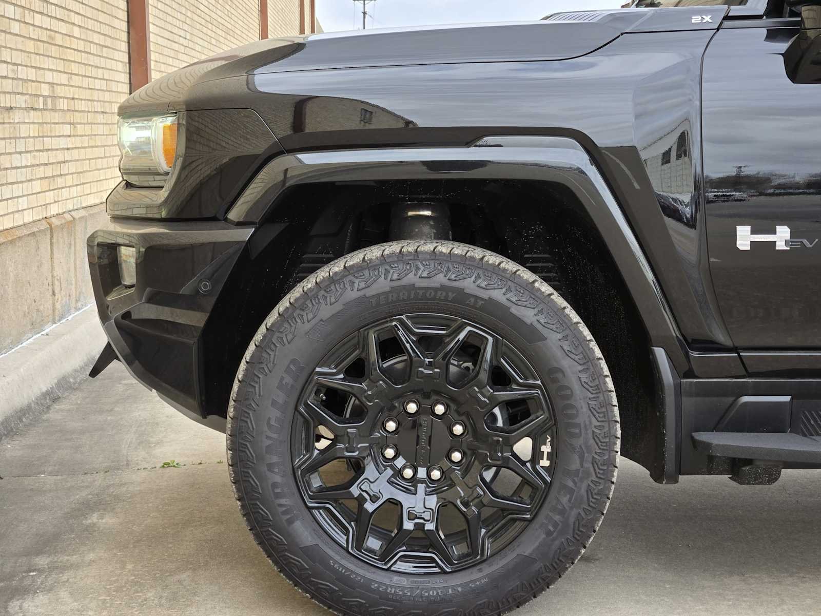 2026 GMC HUMMER EV 2X - Photo 6