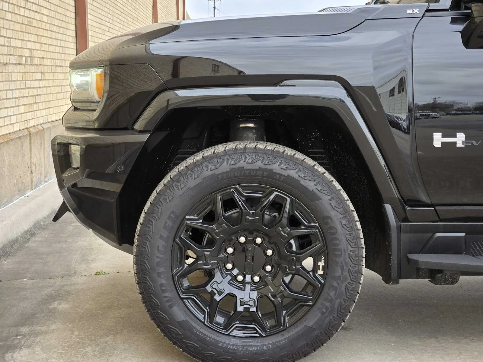 2026 GMC HUMMER EV 2X - Photo 6