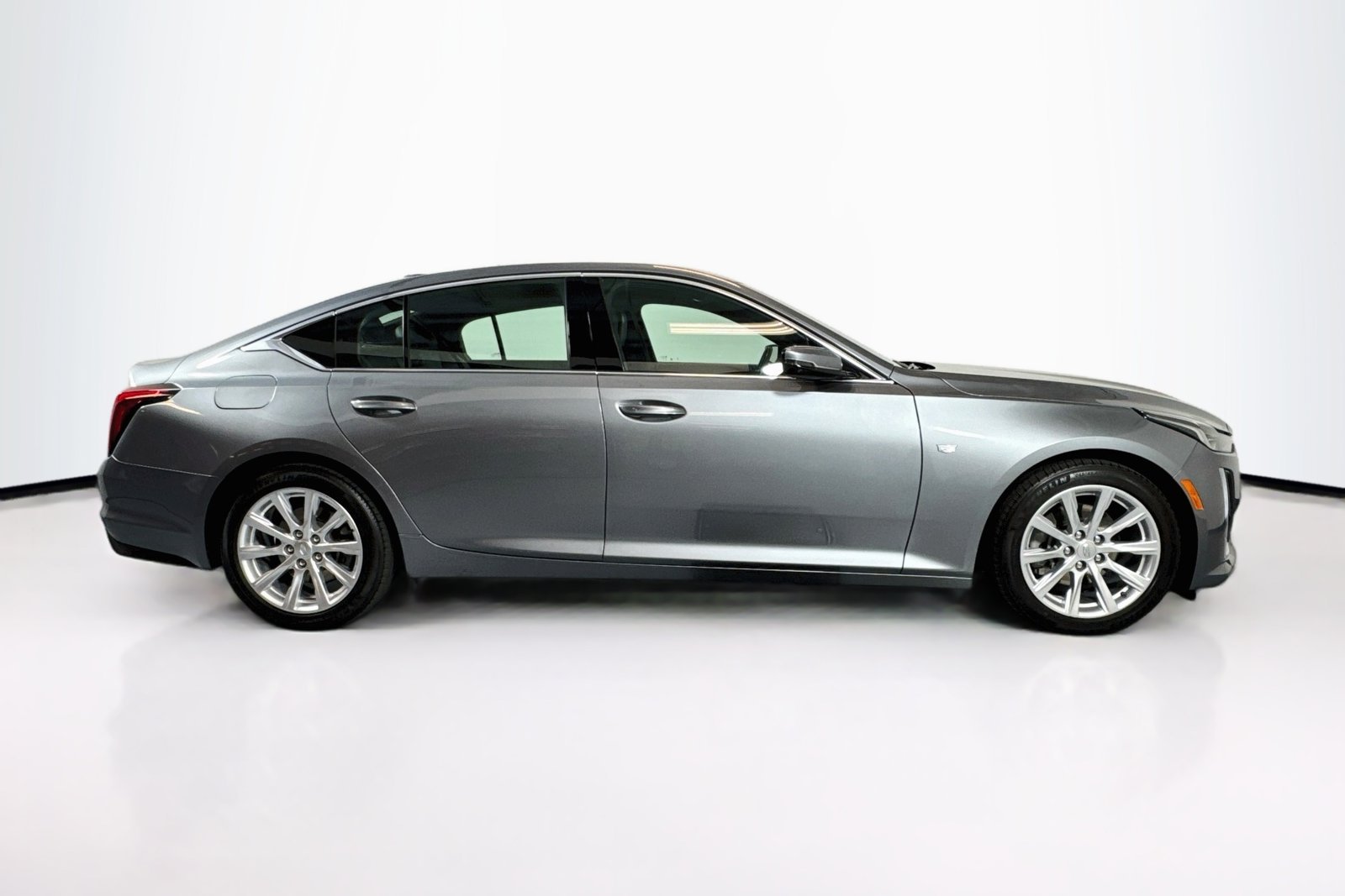 Used 2020 Satin Steel Metallic Cadillac Luxury image 4