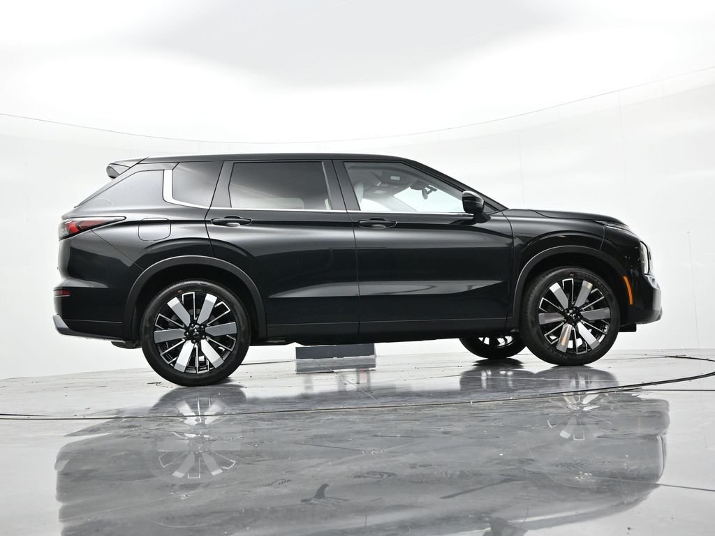New 2026 Black Mitsubishi SE 1.5T S-AWC image 21