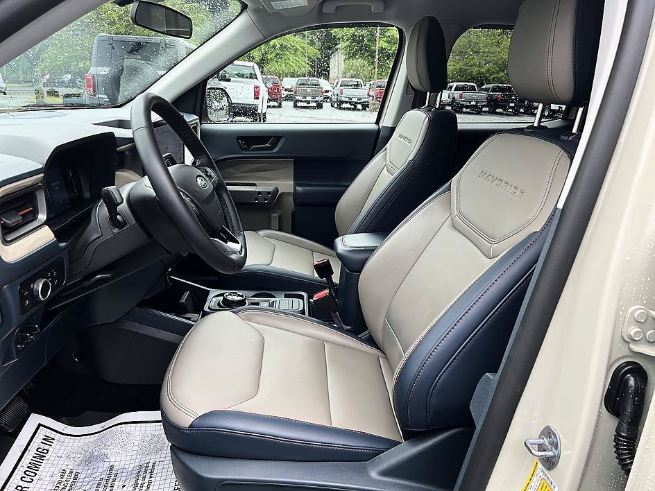 Used 2025 Beige Ford LARIAT image 11