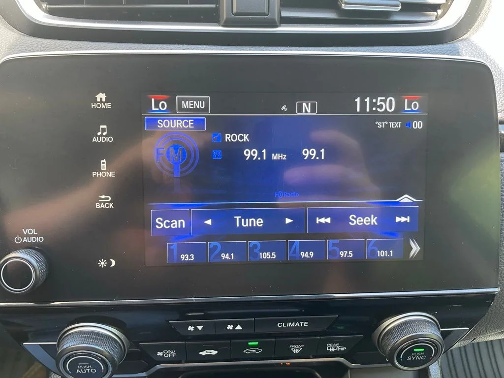 Used 2020 Black Honda EX-L image 18