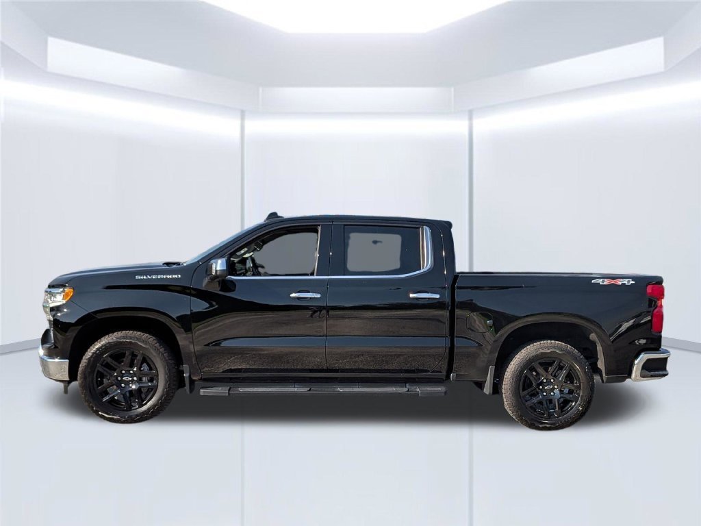 2024 Chevrolet Silverado 1500 LTZ - Photo 2