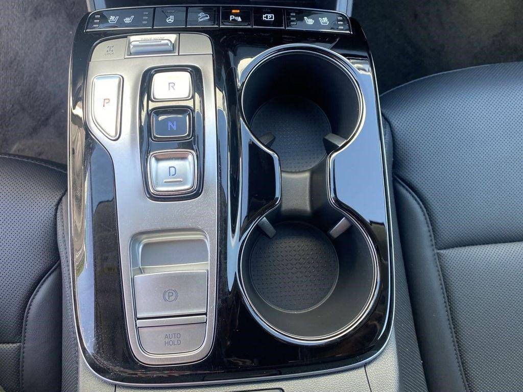 New 2024 White Hyundai Limited image 28