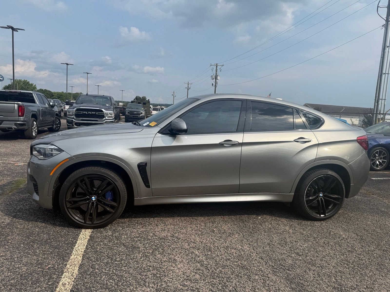 Used 2017 Gray BMW Base image 4