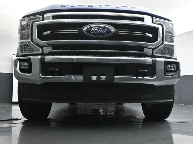 Used 2022 Blue Ford Lariat image 26