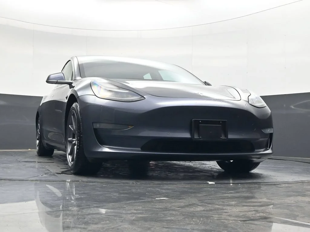Used 2020 Midnight Silver Metallic Tesla Long Range image 31
