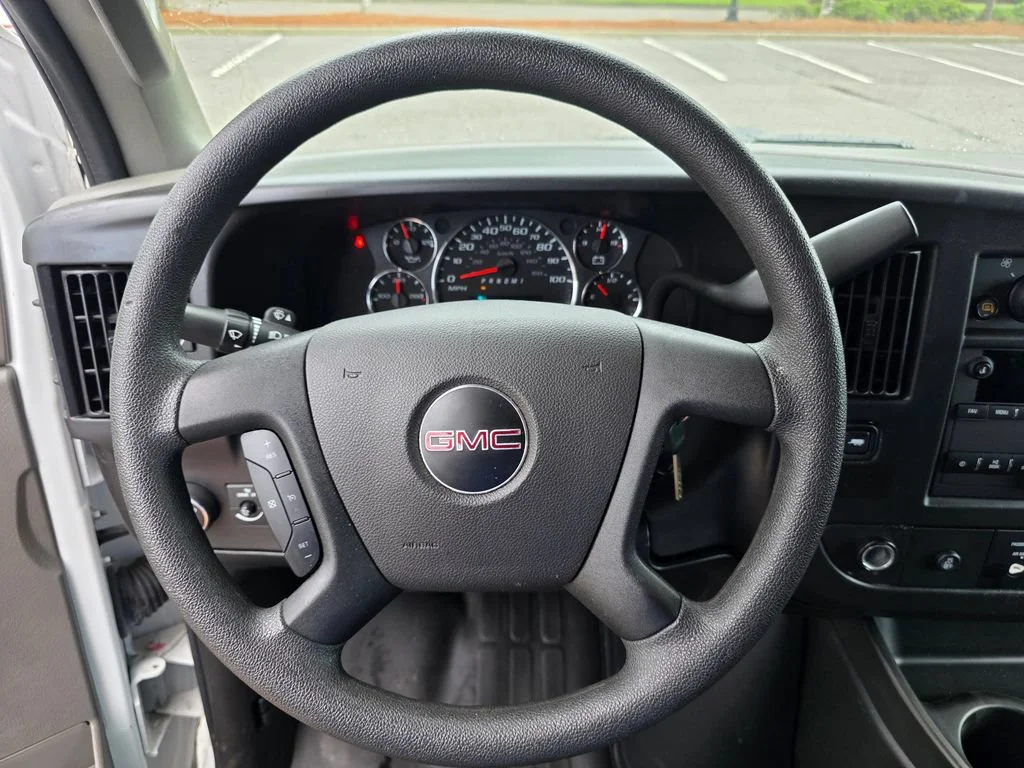 Used 2024 Summit White GMC Work Van image 18