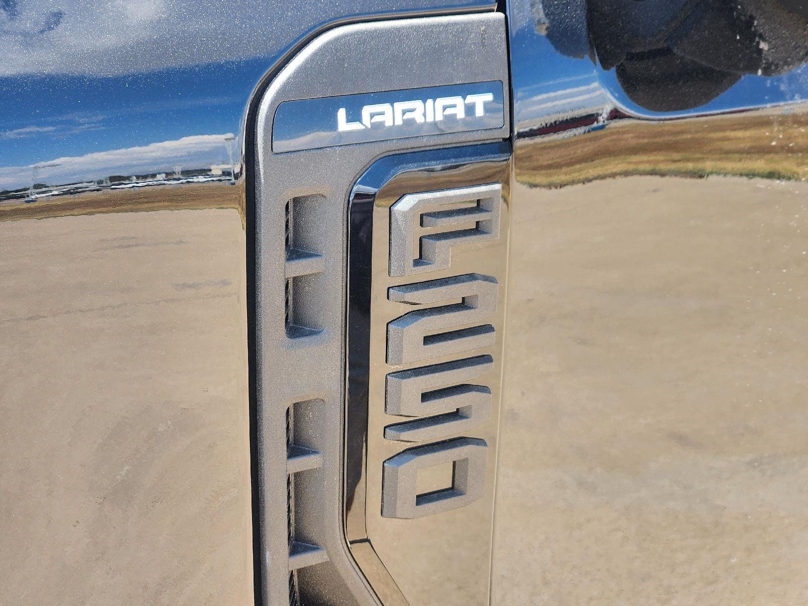 New 2026 Agate Black Metallic Ford F-250® Lariat® image 8