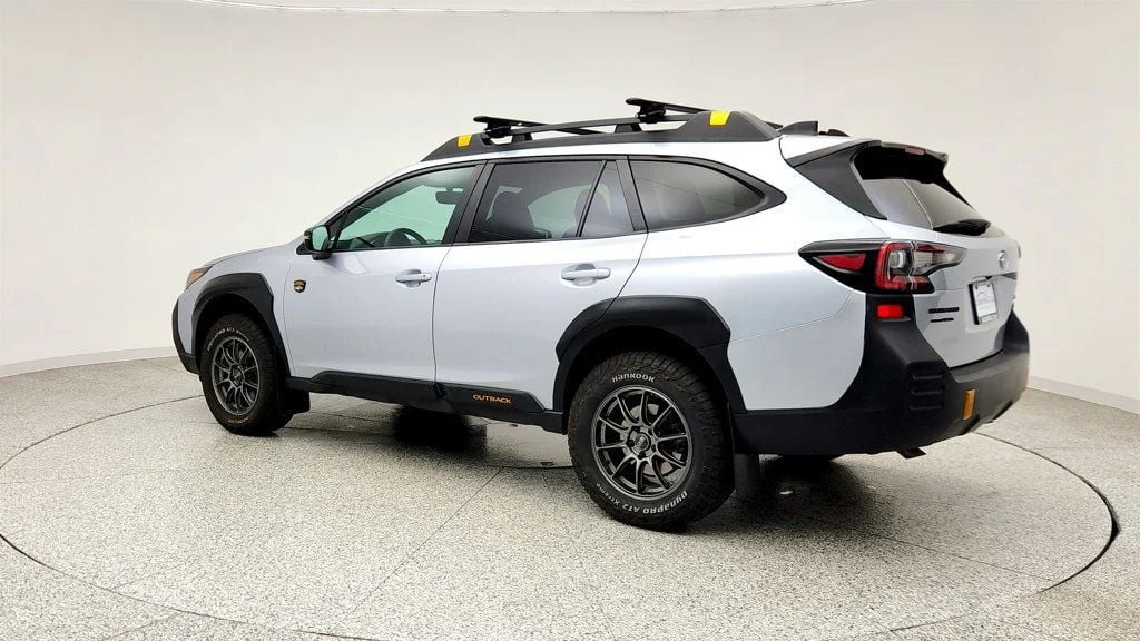 Used 2023 Ice Silver Metallic Subaru Wilderness CVT image 7