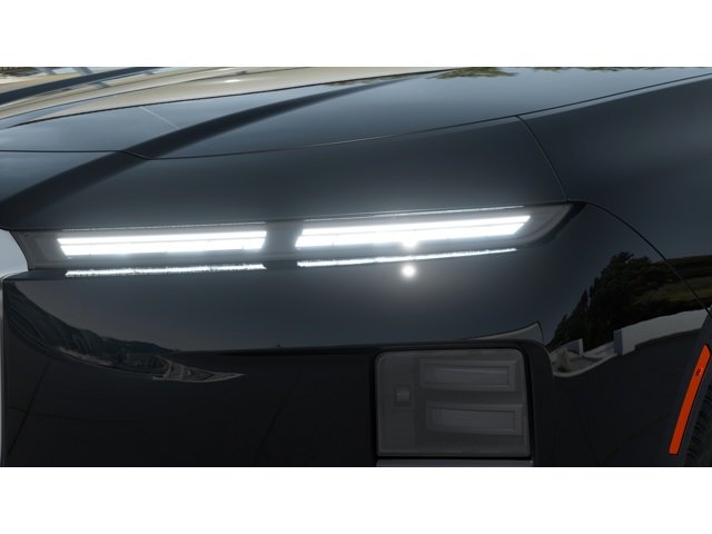 New 2027 Black Sapphire Metallic BMW 740 image 6