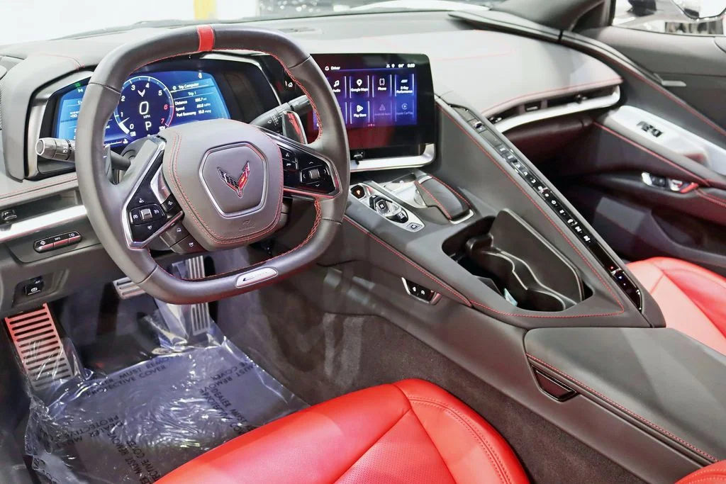 Used 2025 White Chevrolet E-Ray image 15