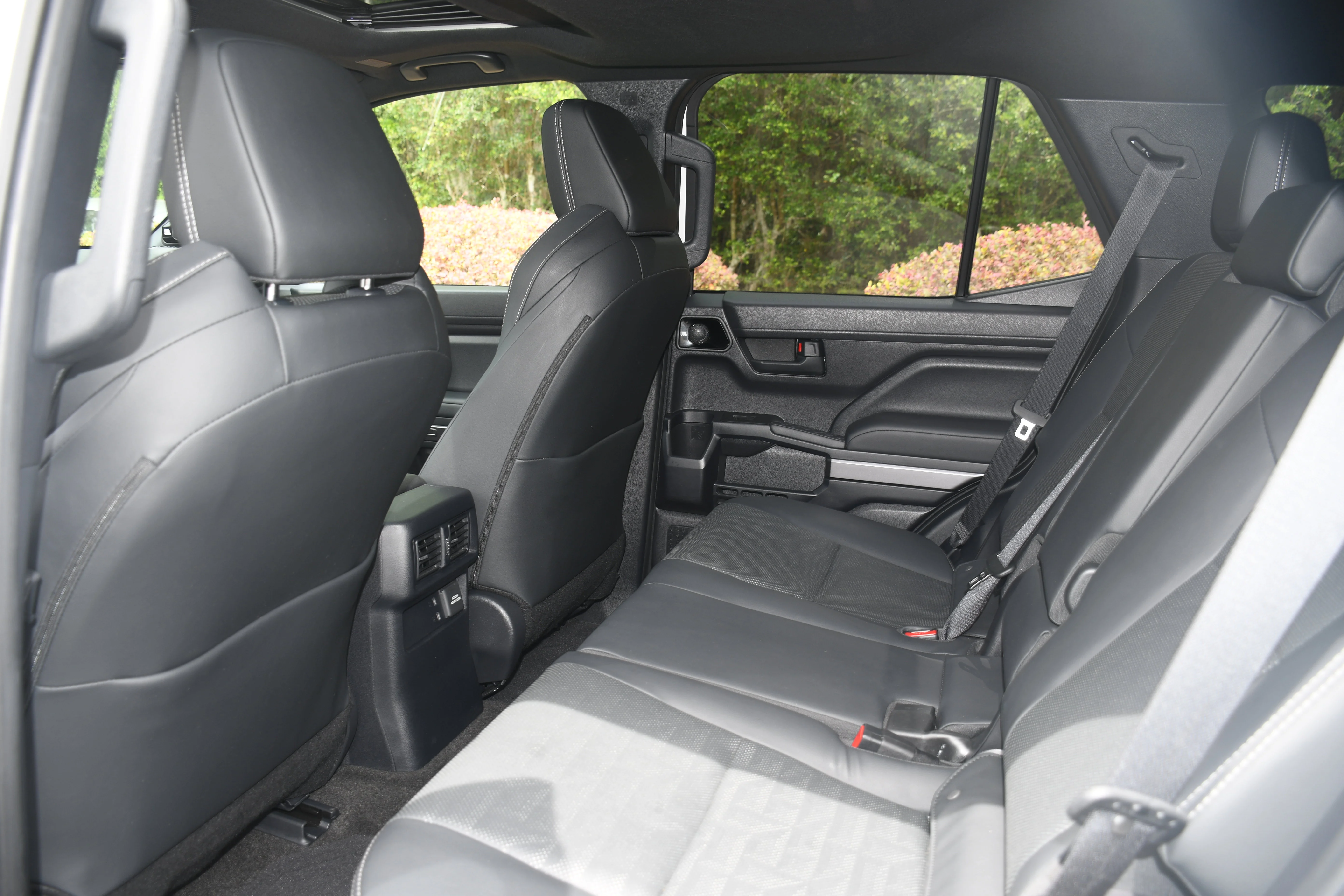 2025 Toyota 4Runner TRD Off-Road Premium - Photo 17