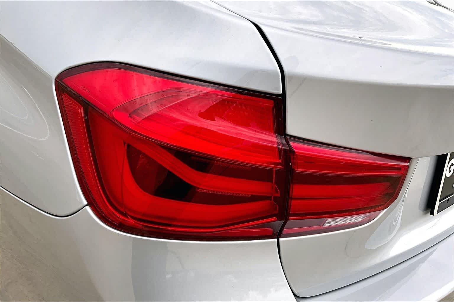 Used 2016 SILVER/EBONY BMW 328i image 29