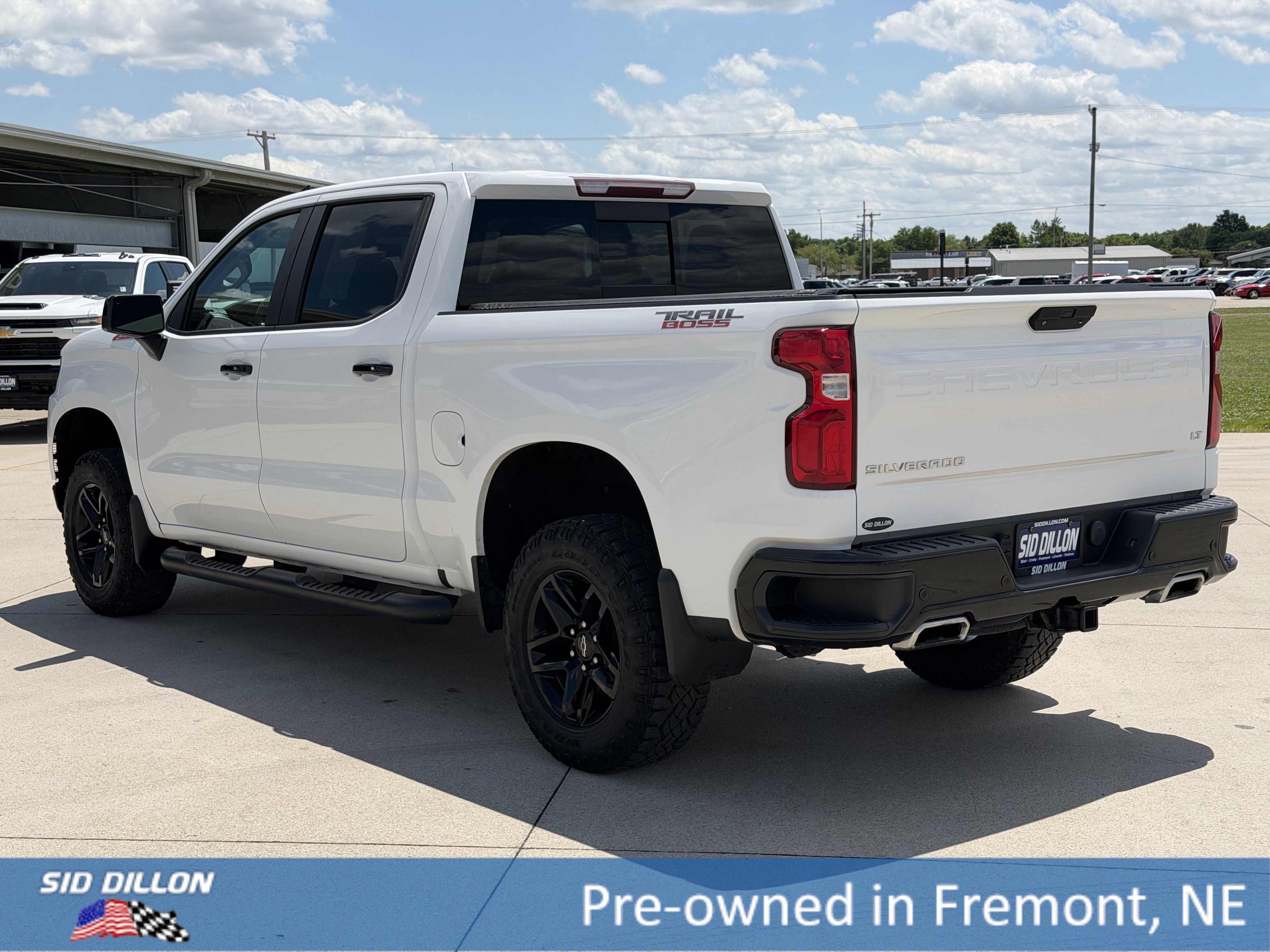 Used 2019 Summit White Chevrolet LT Trail Boss image 13