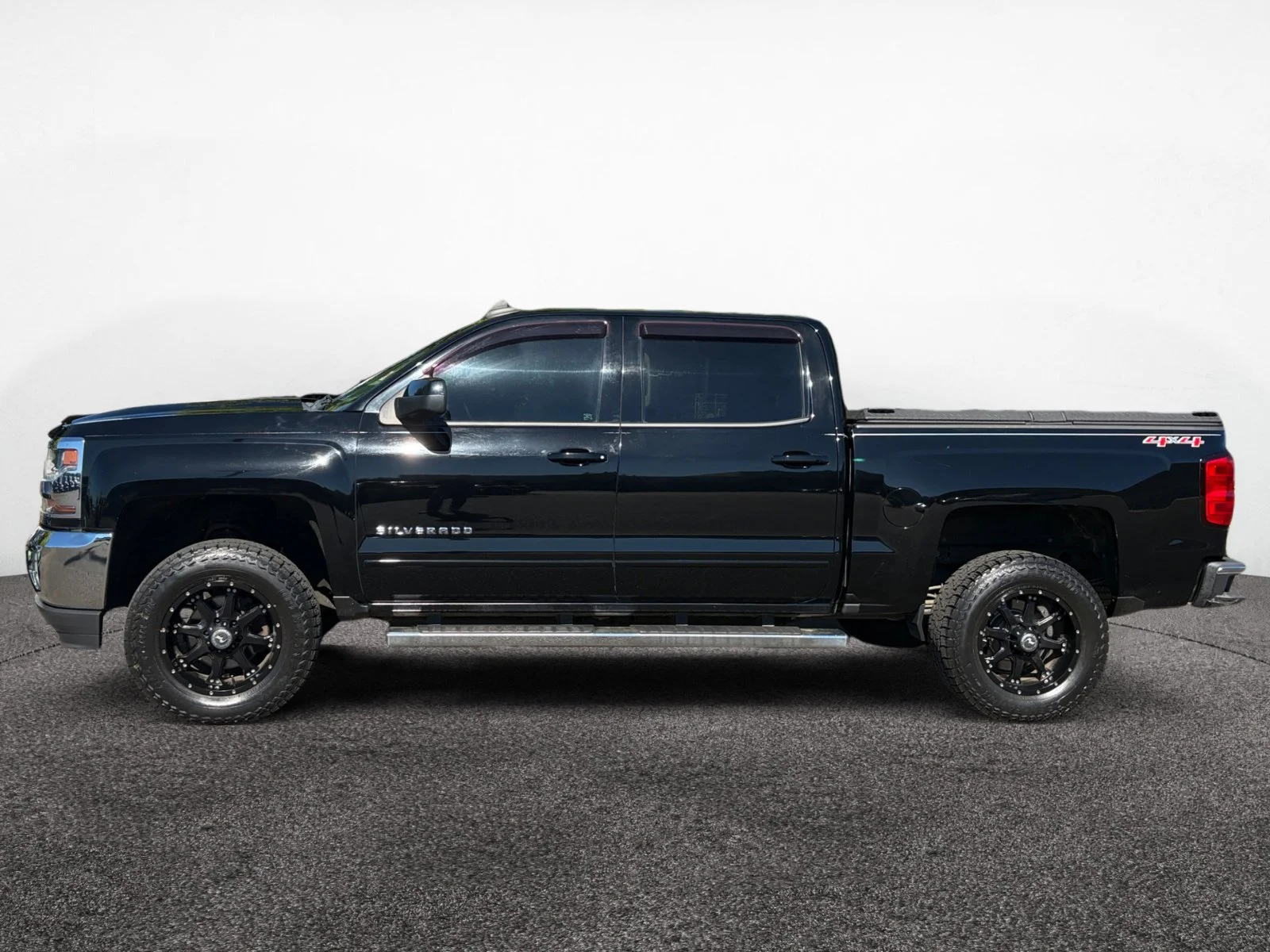 Used 2017 Black Chevrolet LT image 2