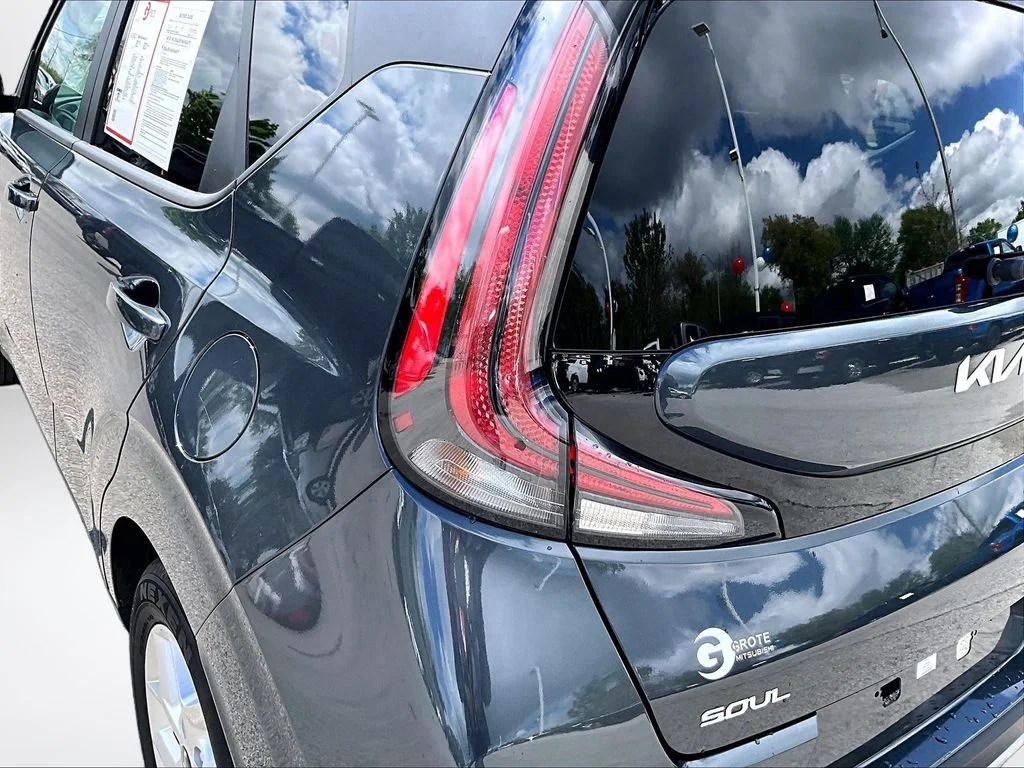 2025 Kia Soul LX - Photo 31