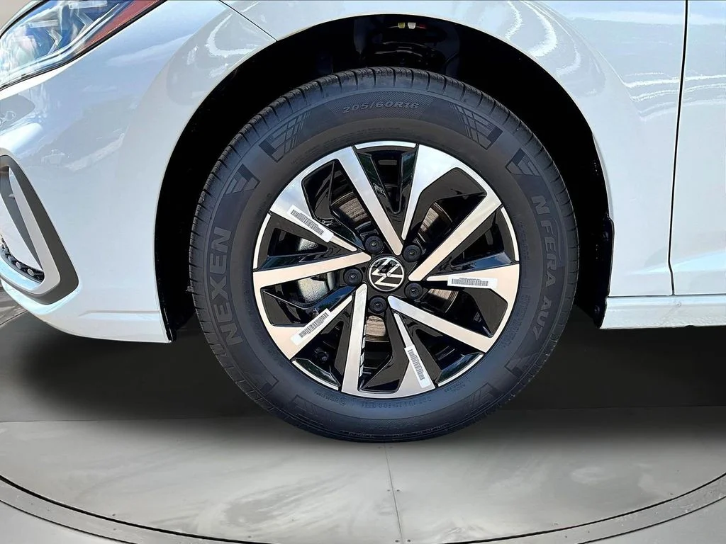 New 2026 White Volkswagen 1.5T S image 16