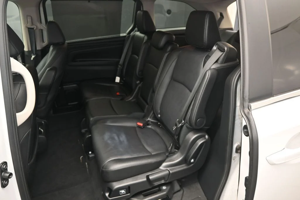 Certified Used 2025 White Honda EX-L image 12
