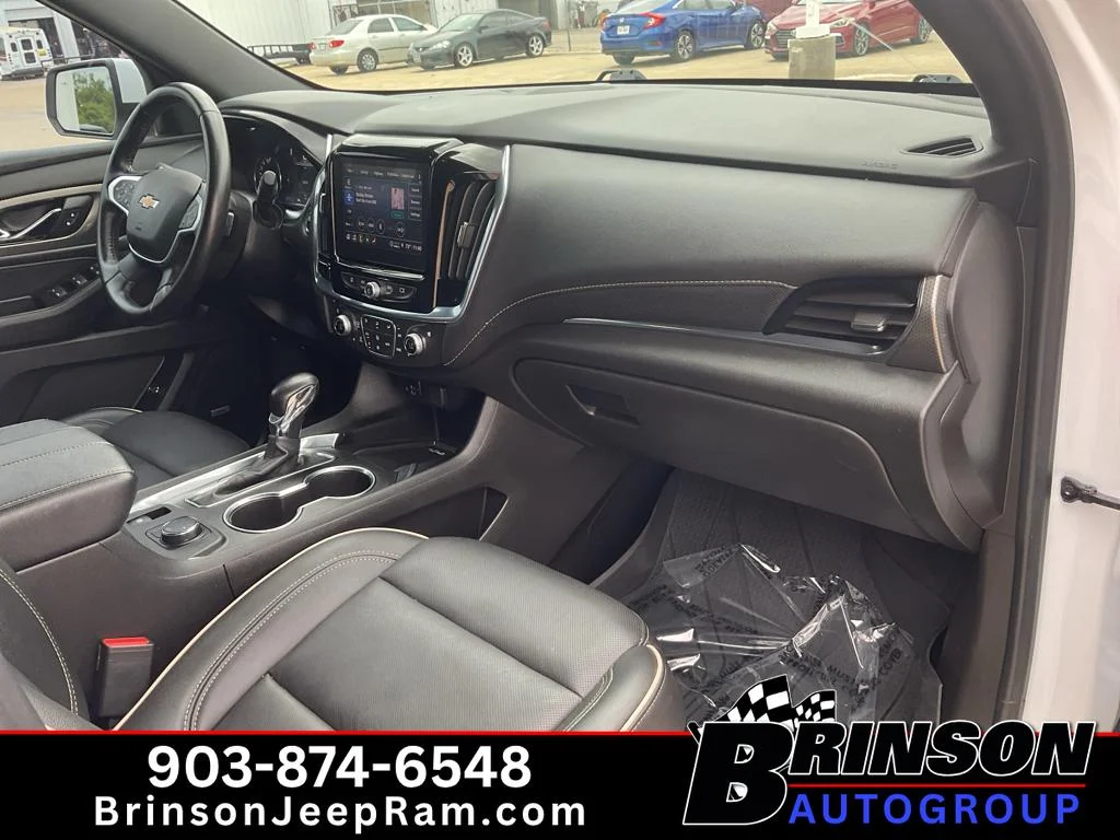 Used 2022 Summit White Chevrolet Premier image 26