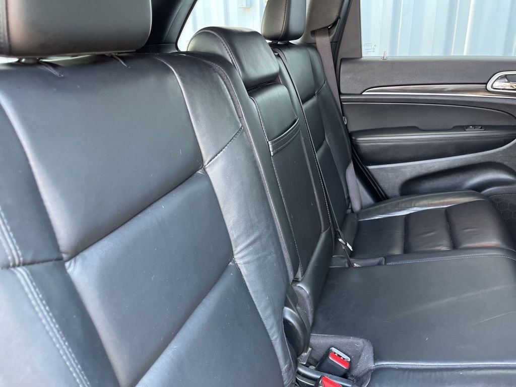 Used 2021 Diamond Black Jeep Limited image 42