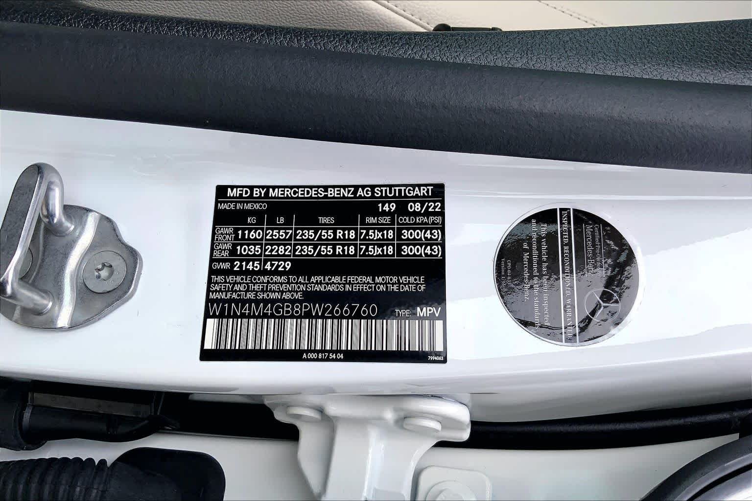 Used 2023 Polar White Mercedes-Benz GLB 250 image 37