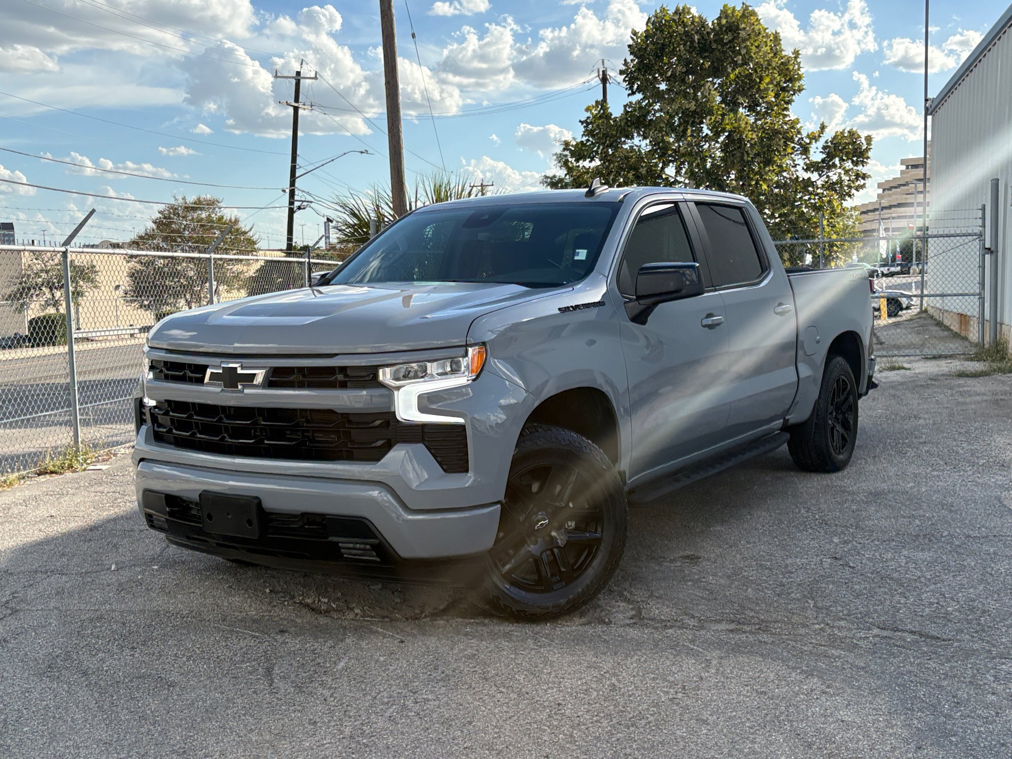 Used 2025 Gray Chevrolet RST image 3