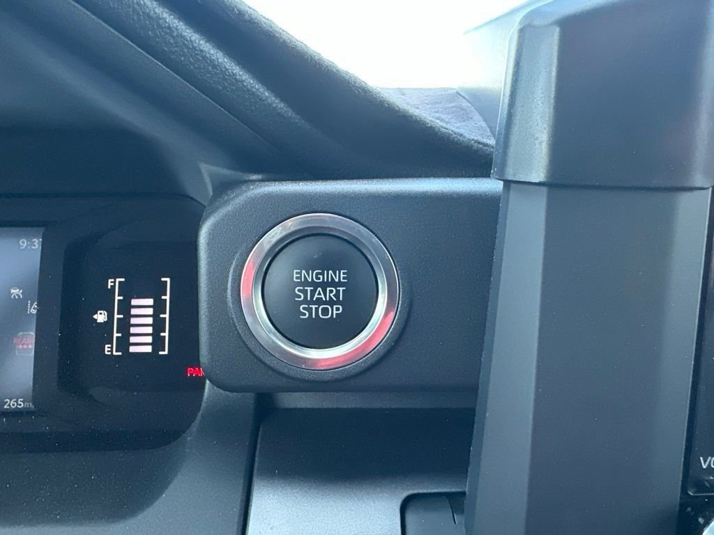 Used 2026  Toyota SR5 image 22