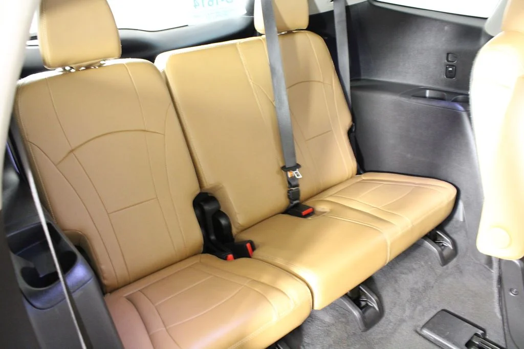 Used 2019 Brown Buick Essence image 16