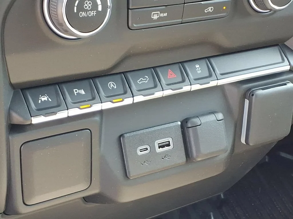 2026 Chevrolet Silverado 1500 Work Truck - Photo 8
