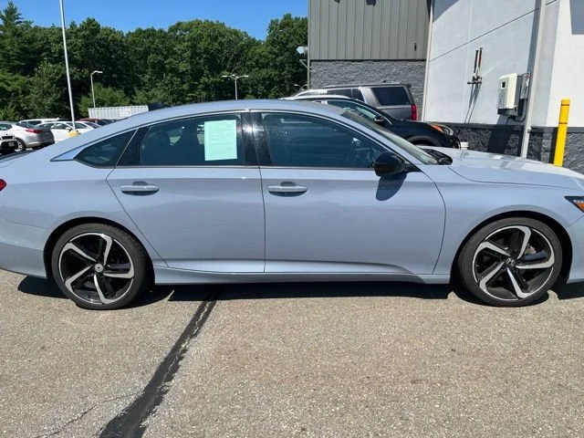 Used 2022 Sonic Gray Pearl Honda Sport image 2