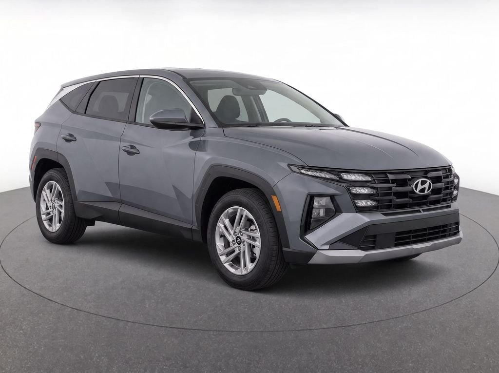 2026 Hyundai Tucson SE - Photo 2