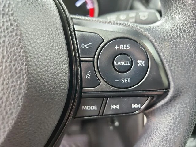 Used 2023 White Toyota LE image 22