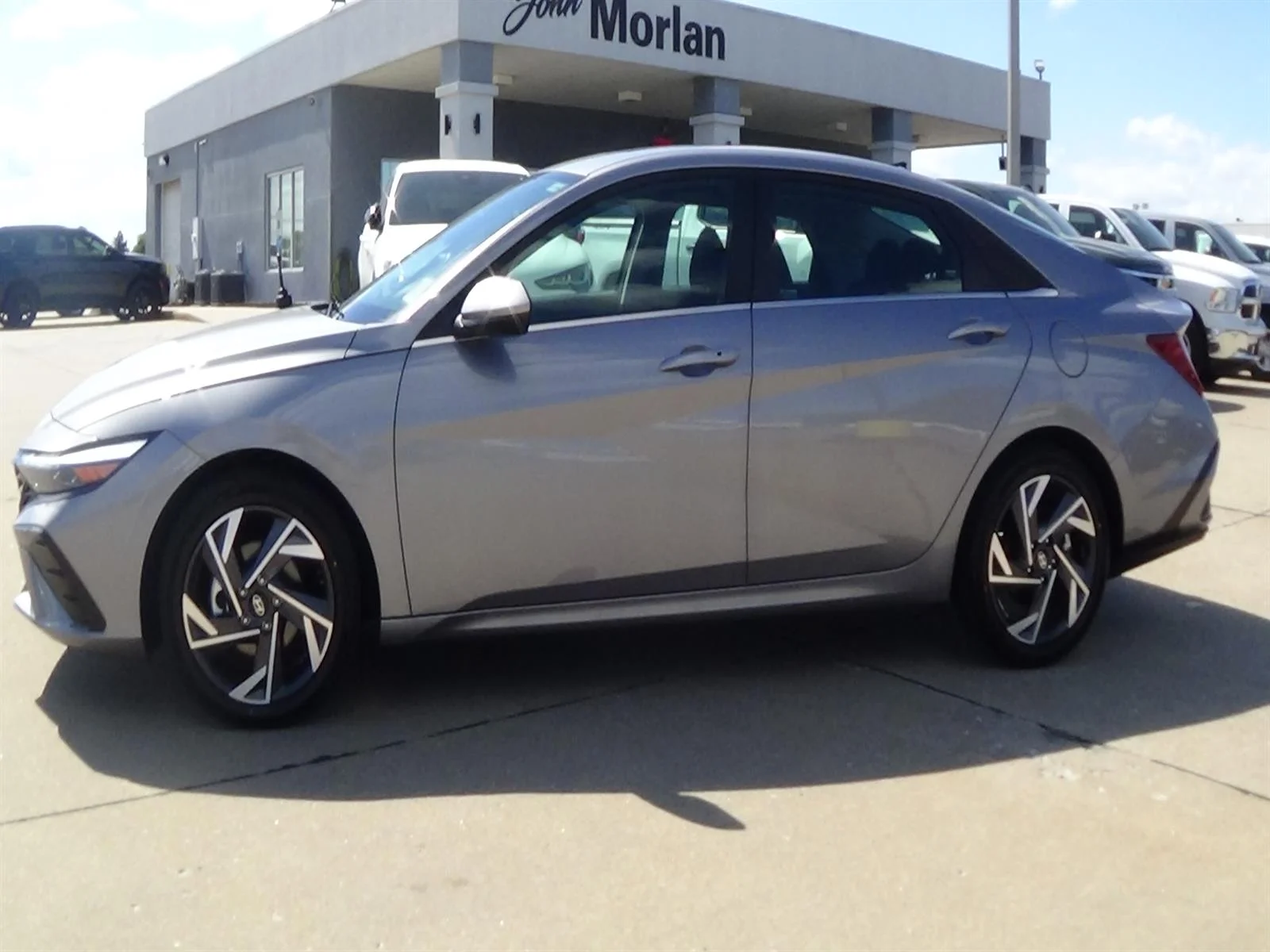 Used 2025 Ecotronic Gray Pearl (pe2) Hyundai SEL Convenience image 1