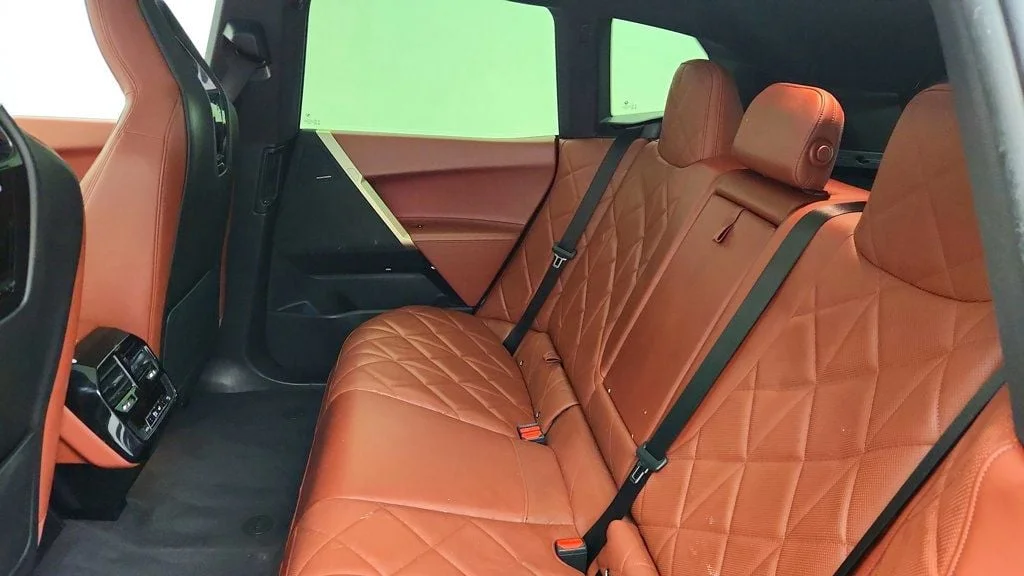 Used 2025 Storm Bay Metallic BMW xDrive50 SAV w/ Premium, Sport, Luxury Pkgs & Air Suspension image 19