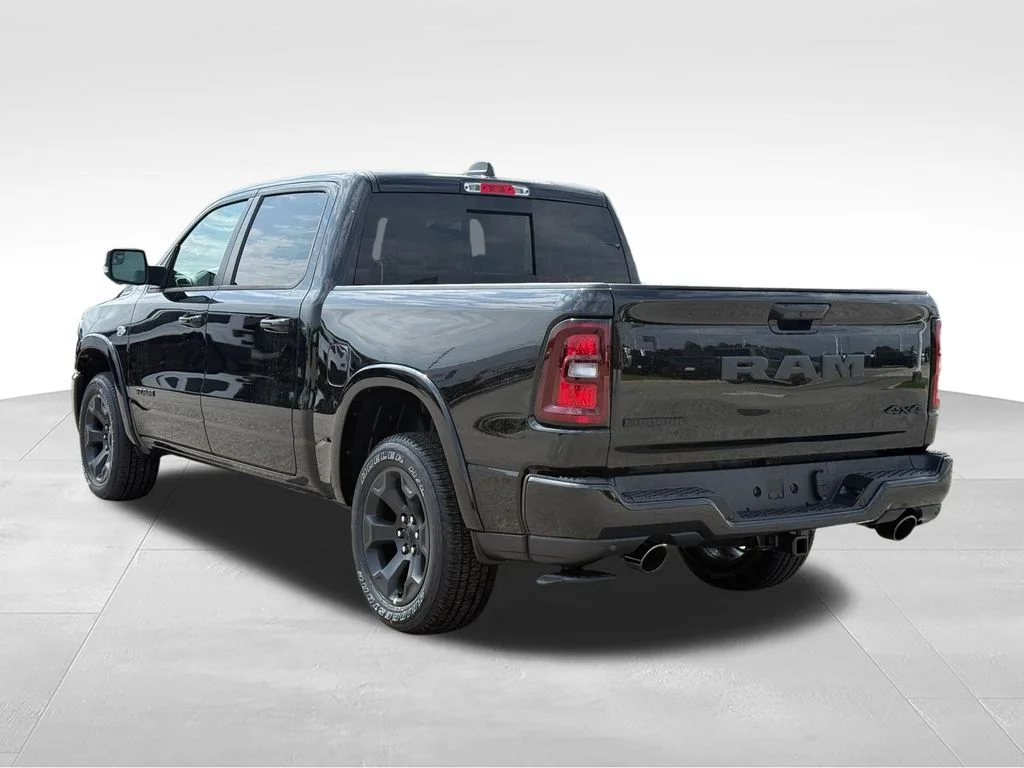 New 2026 Diamond Black Crystal Pearl-Coat Exterior Paint RAM Big Horn/Lone Star image 3