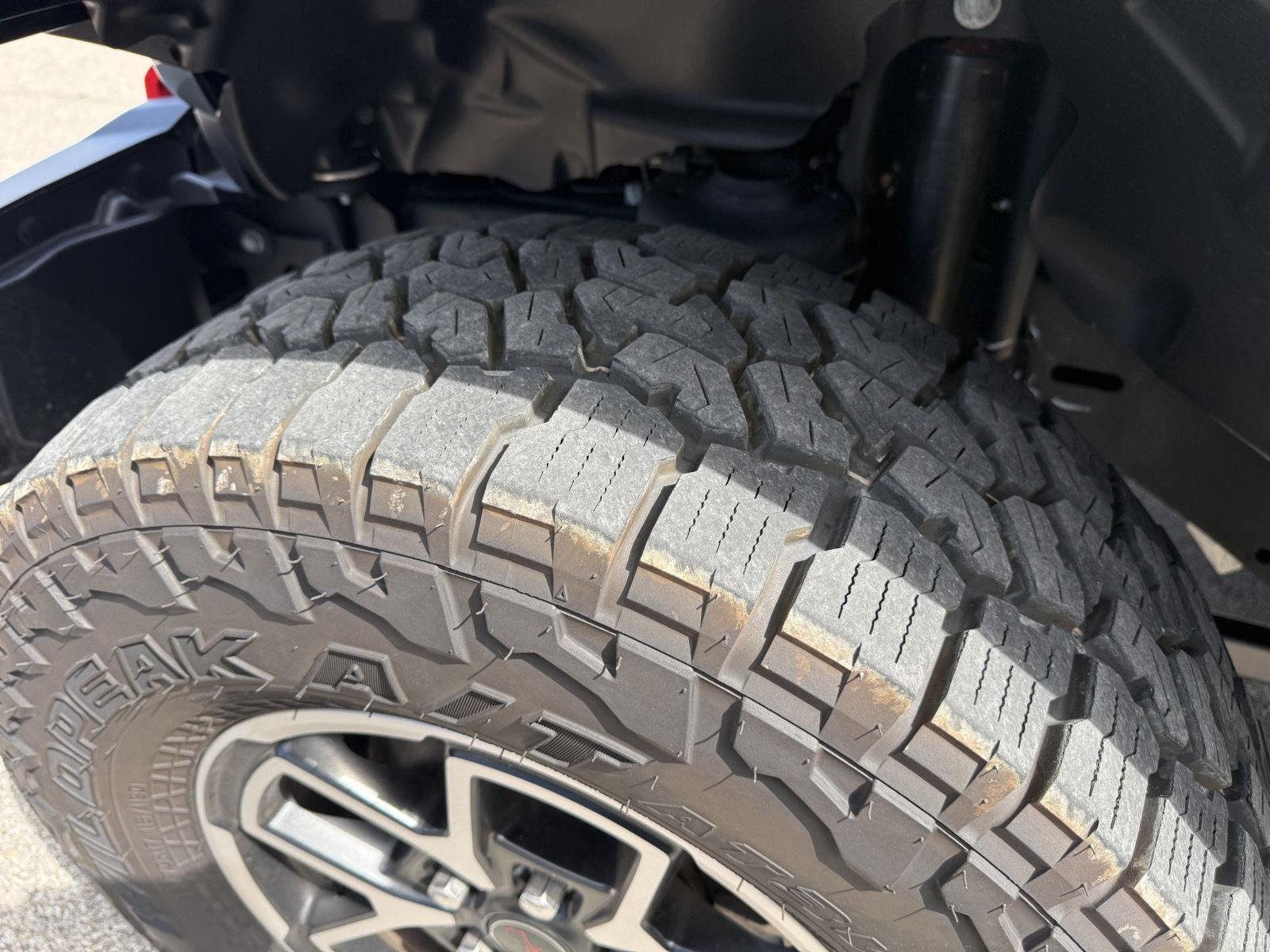 Used 2025 Anvil Clearcoat Jeep Rubicon image 15