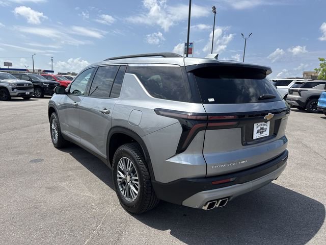 2024 Chevrolet Traverse 2LT - Photo 17