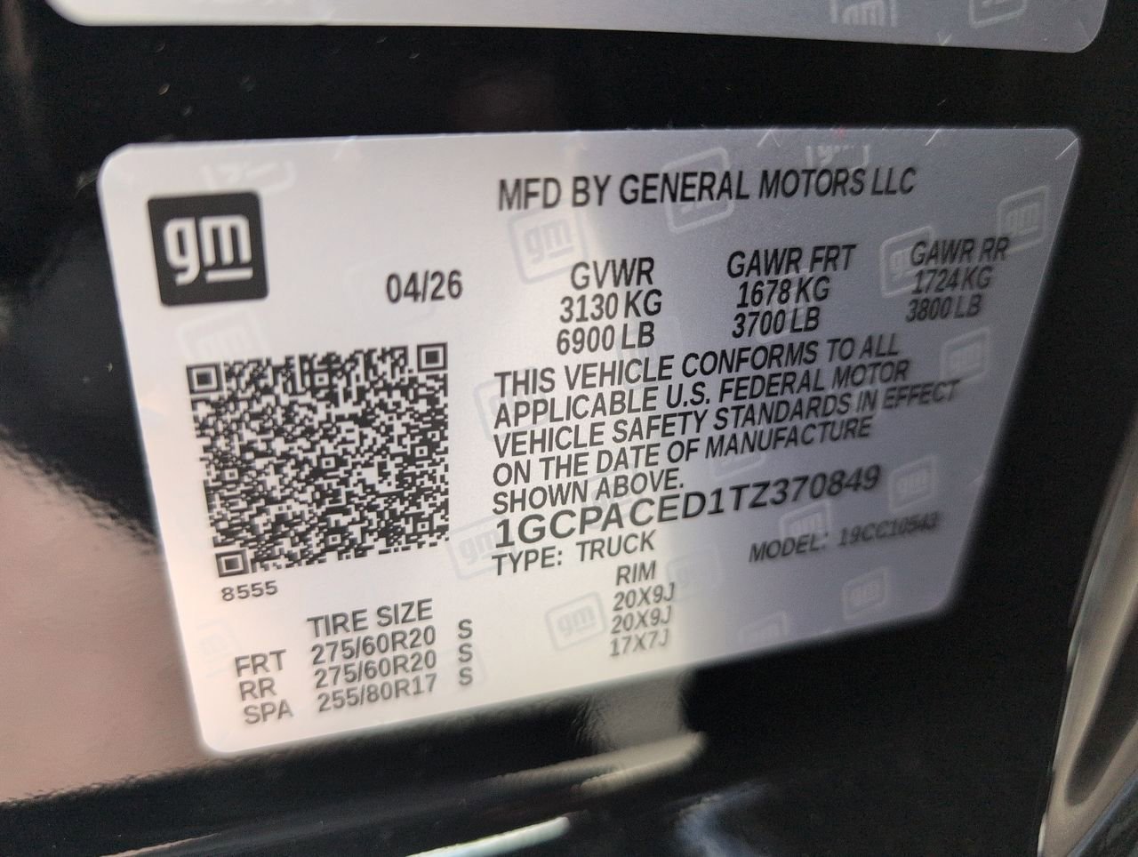New 2026 Black Chevrolet LT image 32