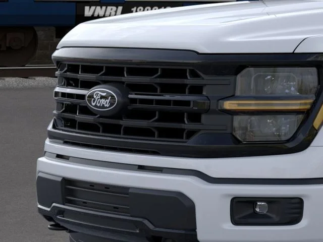 New 2026 Oxford White Ford XLT image 17
