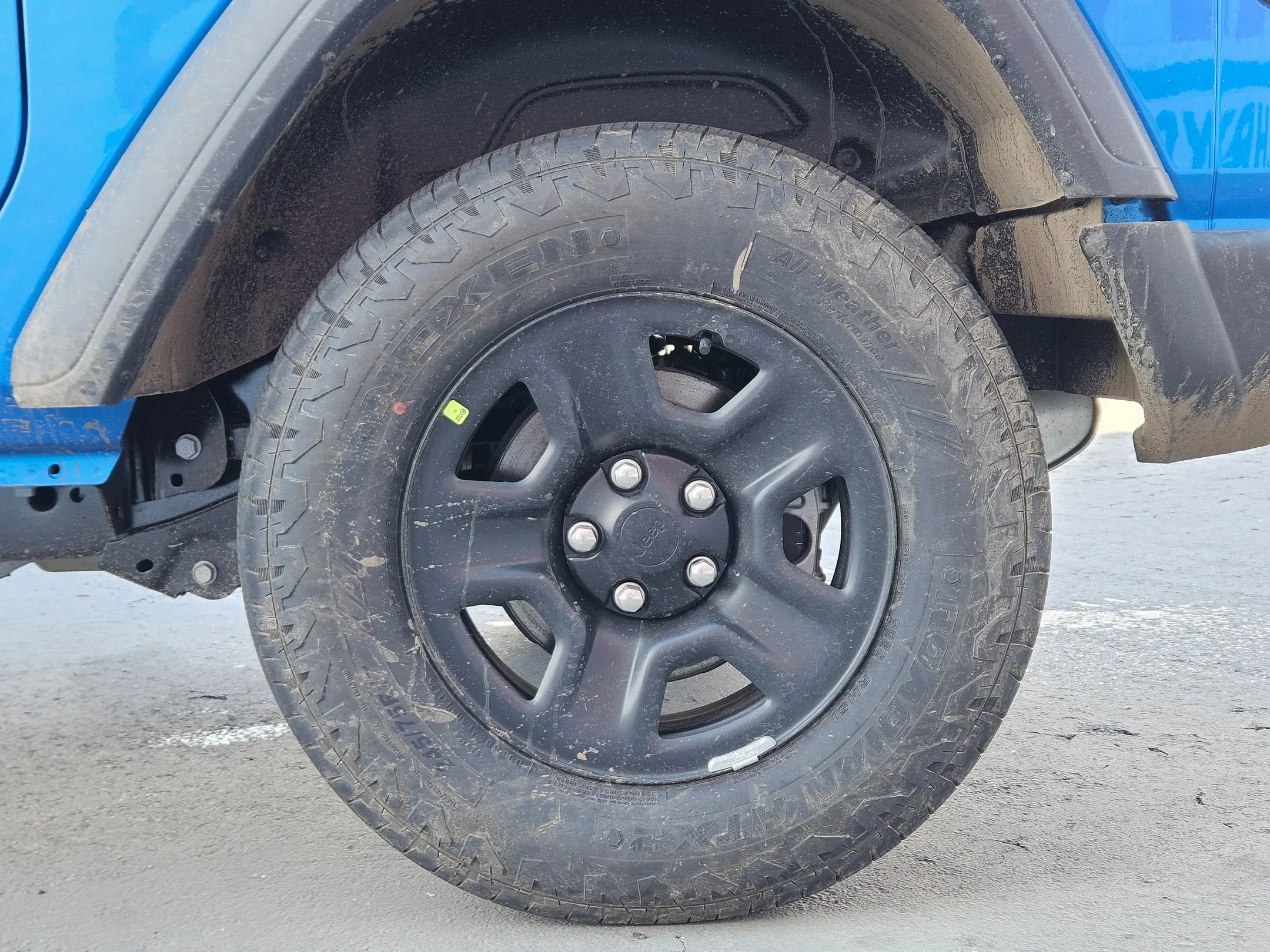 New 2026 Hydro Blue Pearlcoat Jeep Sport image 22
