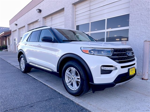 2024 Ford Explorer XLT photo 3