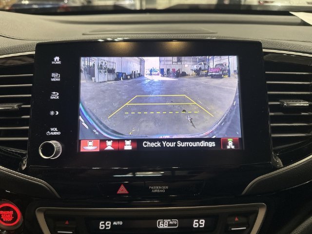 Certified Used 2023 Black Honda Black Edition image 29