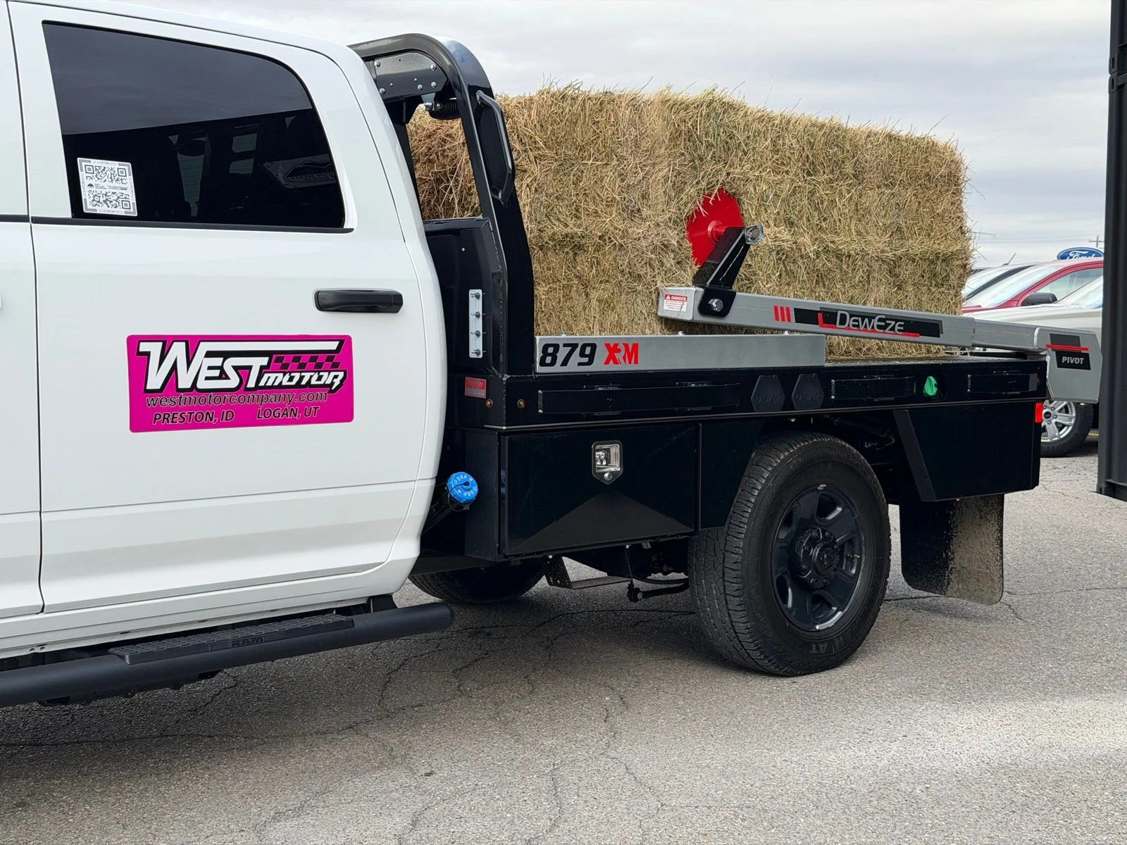 New 2026 Bright White Clearcoat RAM Tradesman image 11